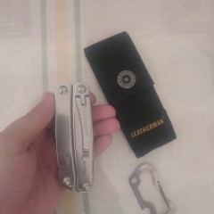 Мультитул LEATHERMAN SIDEKICK 831439 с нейлоновым чехлом CARABINER