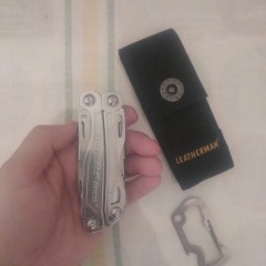 Мультитул LEATHERMAN SIDEKICK 831439 с нейлоновым чехлом CARABINER