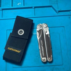 Мультитул LEATHERMAN SURGE 830165 с нейлоновым чехлом