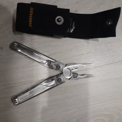 Мультитул LEATHERMAN SURGE 830165 с нейлоновым чехлом