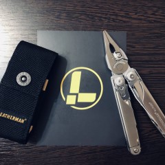 Мультитул LEATHERMAN SURGE 830165 с нейлоновым чехлом